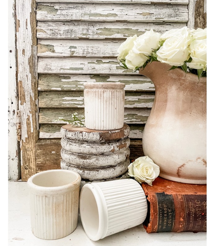 Antique Rare, Ridged Heavy 8oz Ironstone Maling crock 