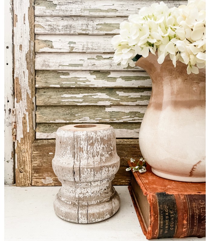 Vintage Architectural Salvage, Chippy White/Gray Column, Great Riser Piece