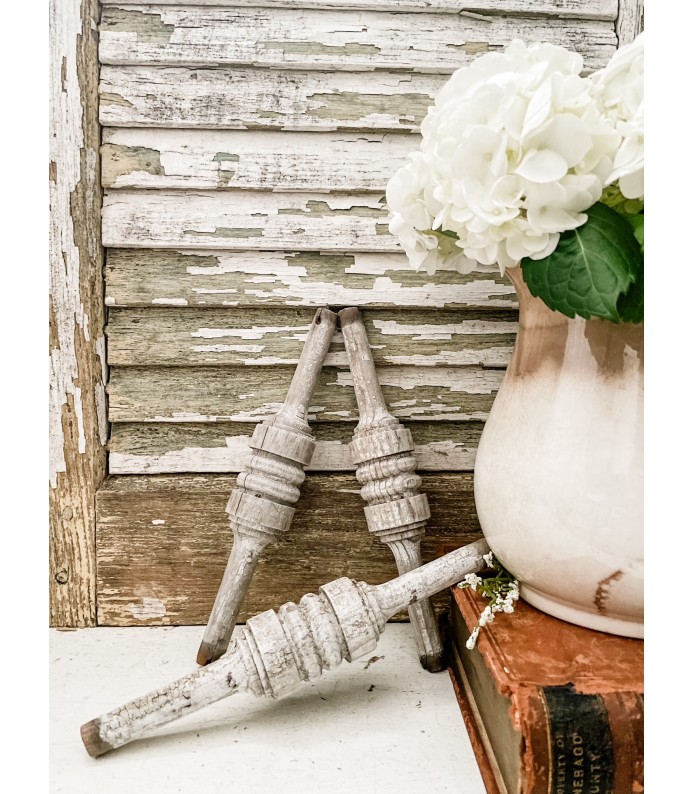 Vintage Architectural Salvage , Chippy White/Gray - 9