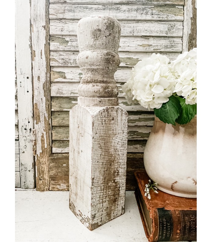 Vintage Architectural Salvage, Beautiful Chippy White - 16