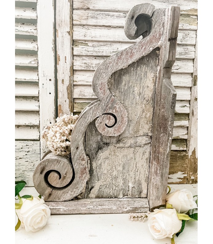 Vintage Architectural Salvage, Chippy White/Grey Corbel - Large 